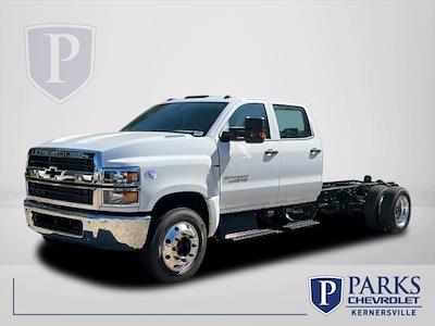 2024 Chevrolet Silverado 5500 Crew Cab DRW 4x2, Cab Chassis for sale #FK22572 - photo 1