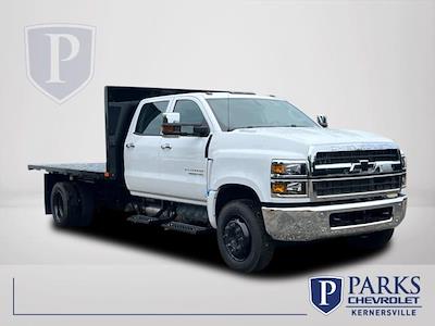 New 2024 Chevrolet Silverado 5500 Work Truck Crew Cab 4x2, PJ's Platform Body Flatbed Truck for sale #FK8148 - photo 1