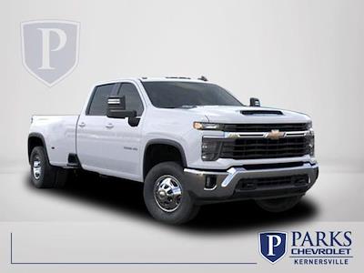 2025 Chevrolet Silverado 3500 Crew Cab 4x4, Pickup for sale #FK9381 - photo 1