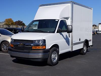 New 2024 Chevrolet Express 3500 Work Truck Regular Cab RWD, 10' Wabash Cargo Box Van for sale #R1258386 - photo 1