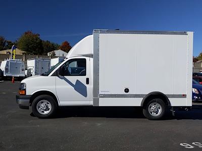 New 2024 Chevrolet Express 3500 Work Truck Regular Cab RWD, 10' Wabash Cargo Box Van for sale #R1258417 - photo 2