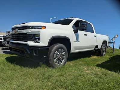 New 2025 Chevrolet Silverado 2500 Custom Crew Cab 4WD, Pickup for sale #SF101155 - photo 1