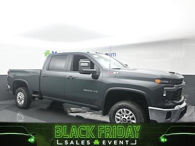 New 2025 Chevrolet Silverado 2500 LT Crew Cab 4WD, Pickup for sale #C250203 - photo 1