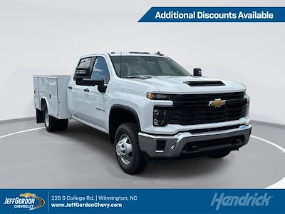 2024 Chevrolet Silverado 3500 Crew Cab 4WD, Reading SL Service Truck