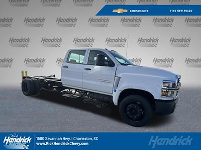 New 2023 Chevrolet Silverado 5500 Work Truck Crew Cab RWD, Cab Chassis for sale #Q00866 - photo 1