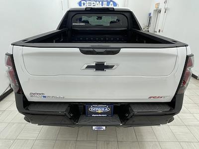 2024 Chevrolet Silverado EV Crew Cab 4WD, Pickup for sale #T30906 - photo 2