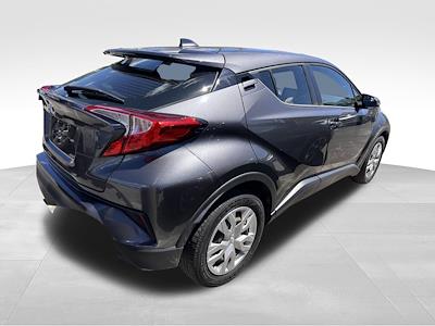 2021 Toyota C-HR 4x2, SUV for sale #23826 - photo 2