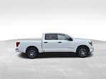 Used 2022 Nissan Titan SV Crew Cab 4x4, Pickup for sale #24028 - photo 5