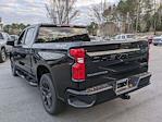 New 2025 Chevrolet Silverado 1500 Custom Crew Cab 4x4, Pickup for sale #254490 - photo 2