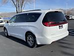 Used 2022 Chrysler Pacifica Limited FWD, Minivan for sale #K87002F - photo 2