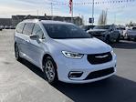 Used 2022 Chrysler Pacifica Limited FWD, Minivan for sale #K87002F - photo 6