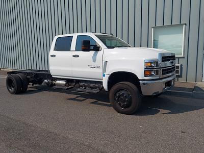 New 2024 Chevrolet Silverado 5500 Work Truck Crew Cab 4x4, Cab Chassis for sale #FCHR699 - photo 1