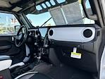 2021 Jeep Gladiator Crew Cab 4x4, Pickup for sale #P67506 - photo 14