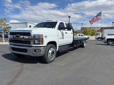 2023 Chevrolet Silverado 6500 Crew Cab DRW 4x2, Flatbed Truck for sale #T717463 - photo 1