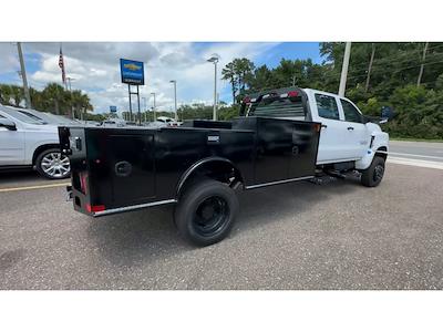 2024 Chevrolet Silverado 5500 Regular Cab DRW 4x4, PJ Trailers GT Flatbed Truck for sale #24C1177 - photo 2