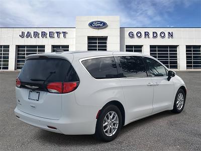 Used 2022 Chrysler Voyager LX FWD, Minivan for sale #P19729 - photo 2