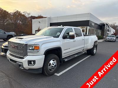 Used 2019 GMC Sierra 3500 Denali Crew Cab 4WD, Pickup for sale #Q24190A - photo 1