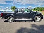 Used 2016 Nissan Frontier Crew Cab 4x4, Pickup for sale #Q740012A - photo 7