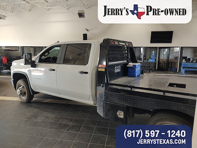 Used 2021 Chevrolet Silverado 3500 Work Truck Crew Cab 4WD, Flatbed Truck for sale #MF194219 - photo 2