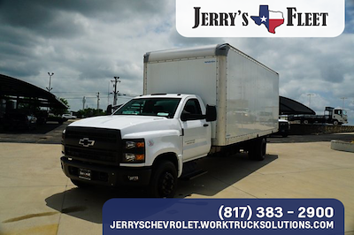 New 2023 Chevrolet Silverado 5500 Work Truck Regular Cab RWD, 20' Wabash Dry Freight Body Box Truck for sale #PH511713 - photo 1