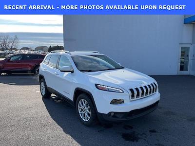 Used 2015 Jeep Cherokee Latitude 4WD, SUV for sale #7002611 - photo 1