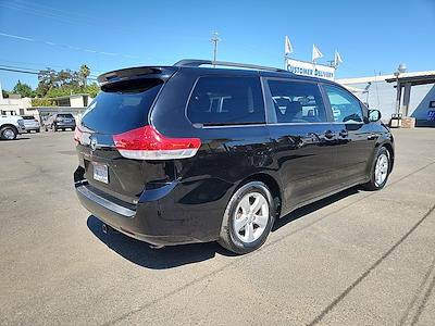 Used 2014 Toyota Sienna LE 4x2, Minivan for sale #23770 - photo 2