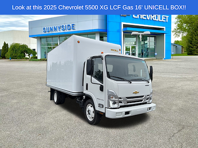 2025 Chevrolet LCF 5500XG Regular Cab 4x2, Unicell Dry Freight Box Truck for sale #904059 - photo 1