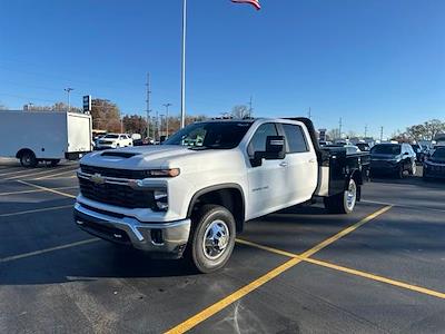 New 2025 Chevrolet Silverado 3500 LT Crew Cab 4x4, 9' 4" Knapheide PGTB Utility Gooseneck Flatbed Truck for sale #251403 - photo 1