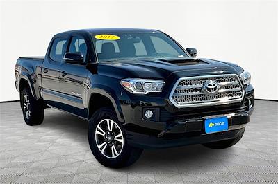 Used 2017 Toyota Tacoma SR5 Double Cab 4x4, Pickup for sale #C41666A - photo 1