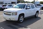 2011 Chevrolet Avalanche 4WD, Pickup for sale #R70006A - photo 5