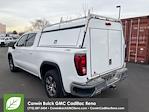 Used 2019 GMC Sierra 1500 SLE Crew Cab 4x4, Pickup for sale #2411296 - photo 2