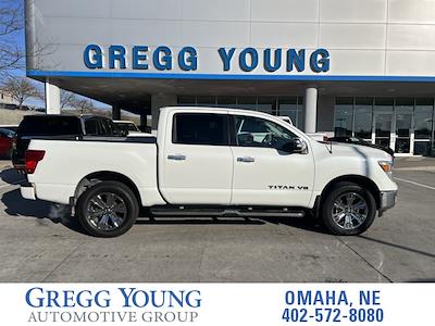 Used 2018 Nissan Titan SL Crew Cab 4x4, Pickup for sale #T30440A - photo 1