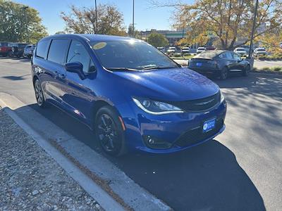 Used 2020 Chrysler Pacifica Touring FWD, Minivan for sale #A21509 - photo 2