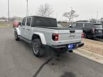 Used 2022 Jeep Gladiator Overland Crew Cab 4x4, Pickup for sale #C30578A - photo 6