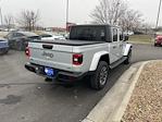 Used 2022 Jeep Gladiator Overland Crew Cab 4x4, Pickup for sale #C30578A - photo 8