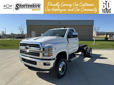 New 2024 Chevrolet Silverado 5500 LT Regular Cab 4x4, Cab Chassis for sale #49865 - photo 1