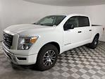 Used 2023 Nissan Titan SV Crew Cab 4x4, Pickup for sale #EAP09182 - photo 6