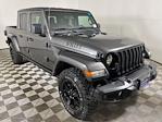 Used 2022 Jeep Gladiator Sport Crew Cab 4x4, Pickup for sale #EAP09502 - photo 3