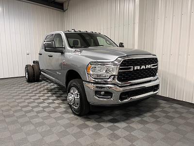 New 2024 Ram 3500 SLT Crew Cab 4x4, Cab Chassis for sale #431370 - photo 1