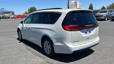 Used 2021 Chrysler Pacifica Touring FWD, Minivan for sale #P17457 - photo 2