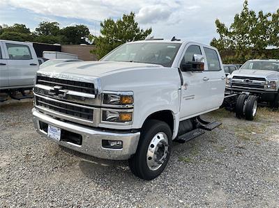 New 2024 Chevrolet Silverado 6500 Crew Cab 4x2, Cab Chassis for sale #N240658 - photo 1