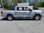 Used 2017 Nissan Titan SV Crew Cab 4x4, Pickup for sale #T5980A - photo 8