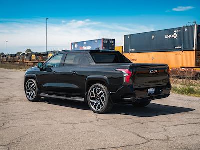 2024 Chevrolet Silverado EV Crew Cab 4WD, Pickup for sale #CSS241304 - photo 2