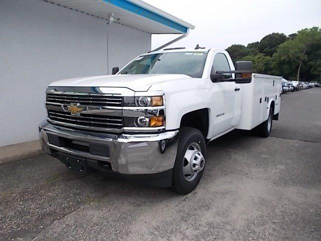 Barlow Chevrolet | Commercial Work Trucks and Vans