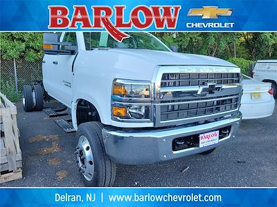 2024 Chevrolet Silverado 5500 Crew Cab DRW 4x4, Cab Chassis for sale #418880 - photo 1