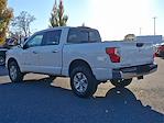 Used 2018 Nissan Titan SV Crew Cab 4x4, Pickup for sale #8554181 - photo 5