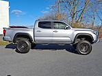 Used 2019 Toyota Tacoma TRD Off-Road Double Cab 4x2, Pickup for sale #9554601 - photo 7