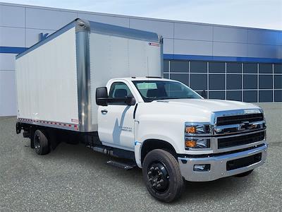 New 2024 Chevrolet Silverado 5500 Work Truck Regular Cab 2WD, 18' Morgan Truck Body Gold Star Box Truck for sale #C103150 - photo 1