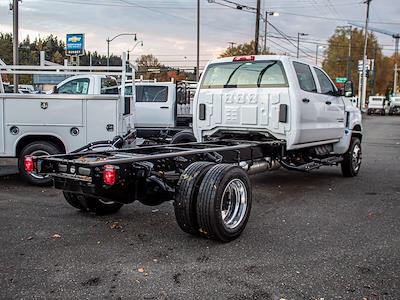 2024 Chevrolet Silverado 4500 Crew Cab DRW 4x4, Cab Chassis for sale #24327 - photo 2