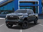 New 2025 Chevrolet Silverado 1500 LT Crew Cab 4x4, Pickup for sale #27759 - photo 6